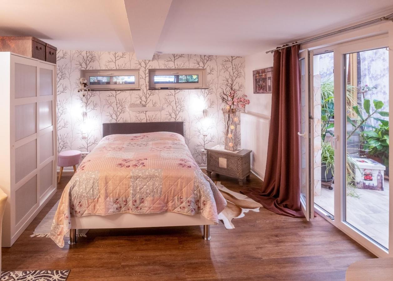 Unser Studio-Apartment "Wohlfuehloase" Oranienburg Esterno foto